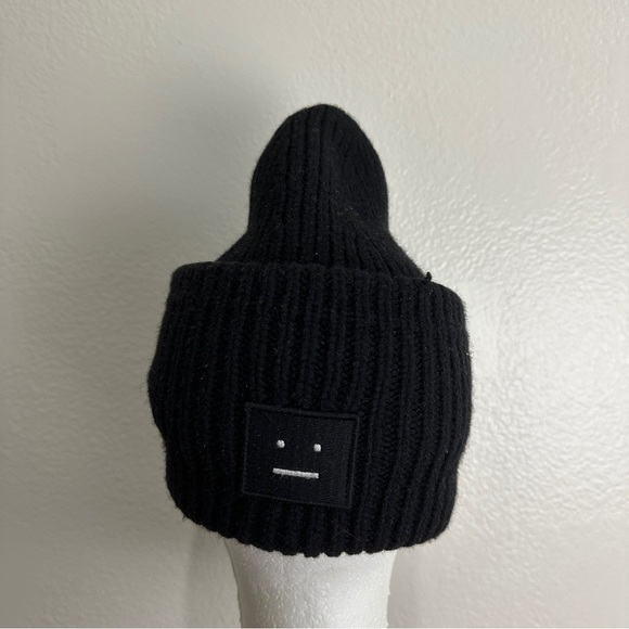 Acne Studios Large Face Logo Beanie OSFM - Picture 1 of 9